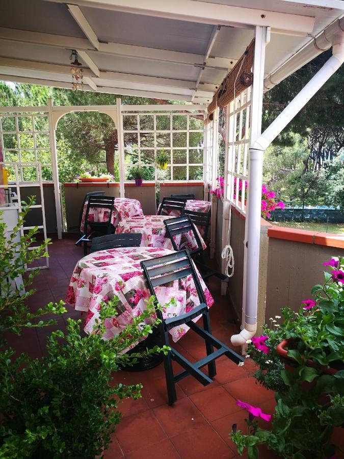 Casa Margherita Affittacamere B&B フォッローニカ エクステリア 写真