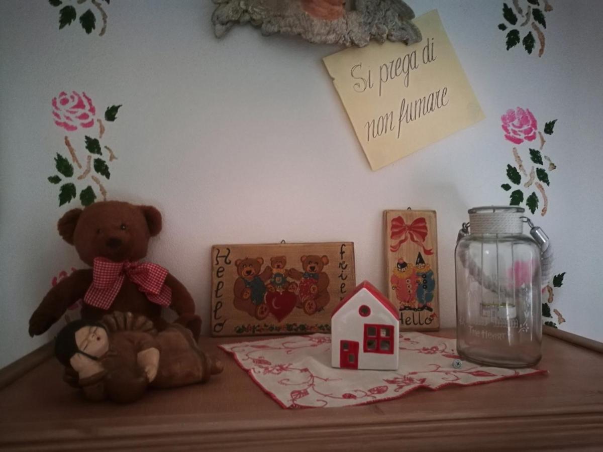 Casa Margherita Affittacamere B&B フォッローニカ エクステリア 写真