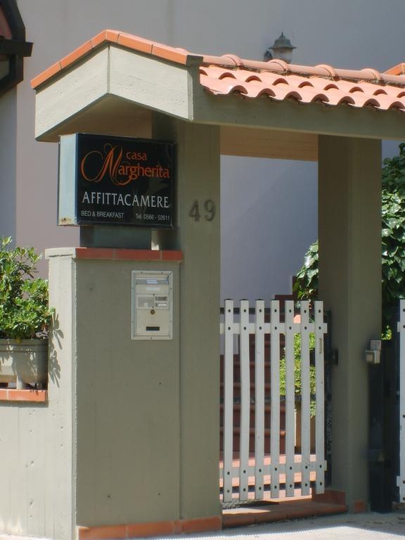 Casa Margherita Affittacamere B&B フォッローニカ エクステリア 写真