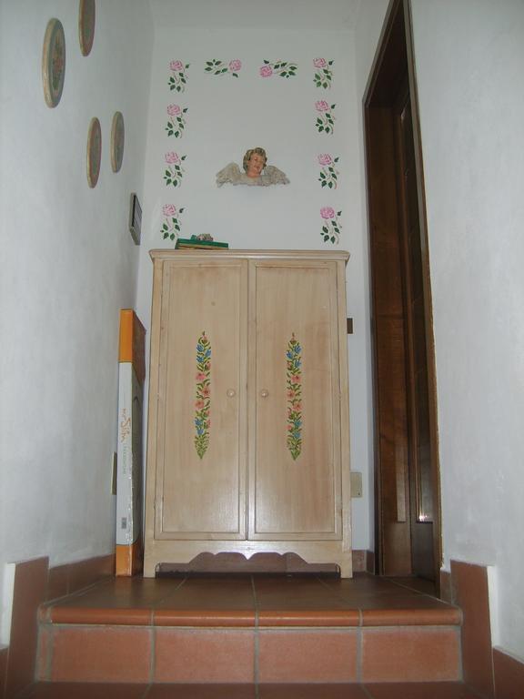 Casa Margherita Affittacamere B&B フォッローニカ エクステリア 写真